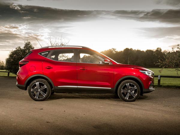 இந்தாண்டில் விற்பனைக்கு வரும் புதிய டாப்- 10 எஸ்யூவி கார்கள்...!!