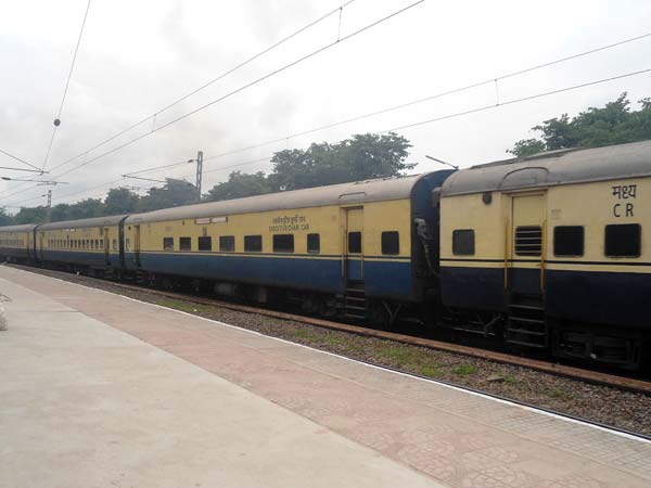  சதாப்தி அதிவேக எக்ஸ்பிரஸ் ரயில்கள் பற்றிய சுவாரஸ்யத் தகவல்கள்!