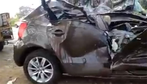 டீன் ஏஜ் பிள்ளைகள்கிட்ட கார் கொடுக்கும்போது ஒண்ணுக்கு ரெண்டு தடவை யோசிங்க! டீன் ஏஜ் பிள்ளைகள்கிட்ட கார் கொடுக்கும்போது ஒண்ணுக்கு ரெண்டு தடவை யோசிங்க!