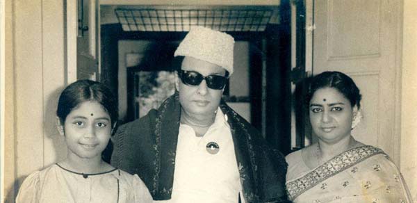 எம்ஜிஆர் பயன்படுத்திய கார்களும், சுவாரஸ்யங்களும்... !!