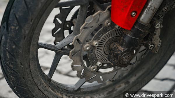 அலாய் Vs ஸ்போக்ஸ்: இரண்டில் சிறந்து எது..?? முழுத் தகவல்கள்..!!