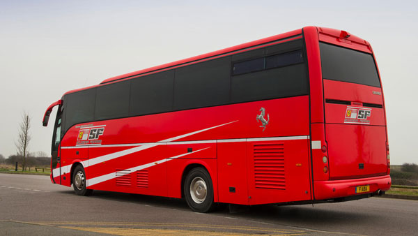 ஏலத்திற்கு வந்த மைக்கேல்சூமேக்கர் பயன்படுத்திய ஃபெராரி சொகுசு பஸ்!