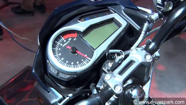 ஹீரோவின் புதிய ரக எக்ஸ்ட்ரீம் 200 ஆர் பைக் அறிமுகம்..!!