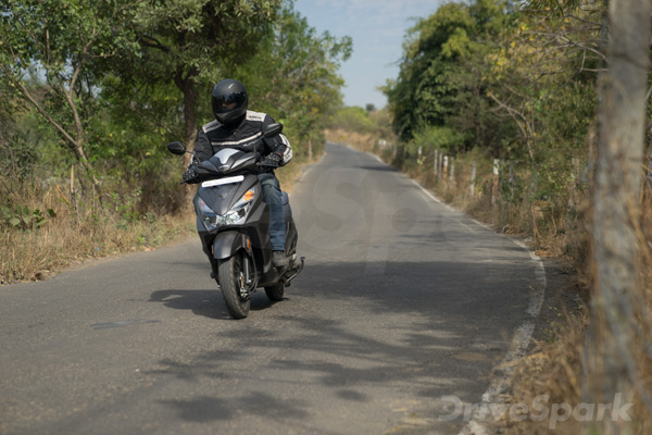 எஞ்சின் மற்றும் செயல்திறன்