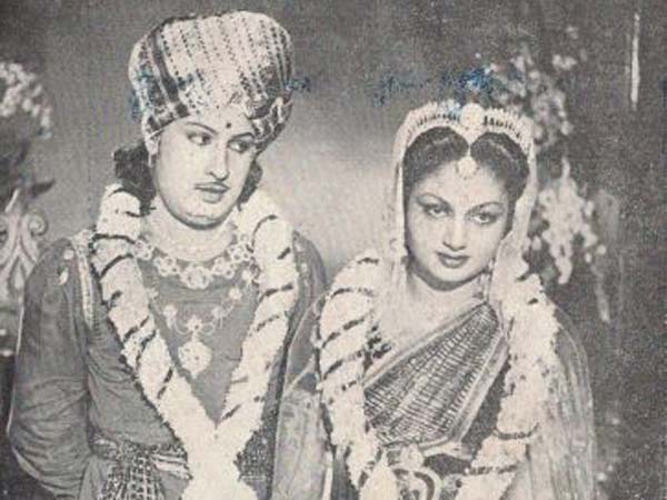 எம்ஜிஆர் கார்கள்