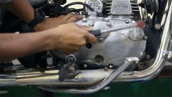  ராயல் என்ஃபீல்டு எஞ்சின் அதிர்வை குறைப்பதற்கு புதிய உதிரிபாகம் அறிமுகம்!