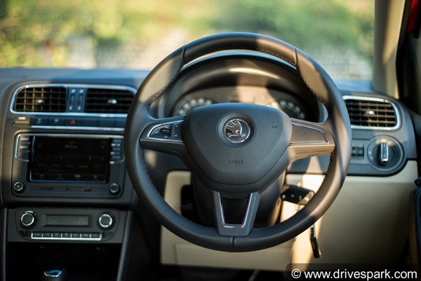 உயர் ரக பாதுகாப்பு அம்சங்களுடன் புதிய ஸ்கோடா ரேபிட் கார்..!!