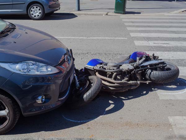 கார் விற்பனை செய்பவர்களுக்கு உச்சநீதிமன்றம் சொல்லும் உஷார்..!!