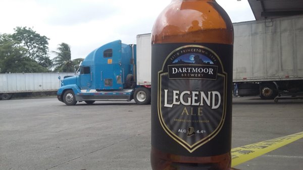 பீர் குடிக்க காரில் 32,000 கிமீ தூரம் டூர் அடித்த சாகச பயண பிரியர்!