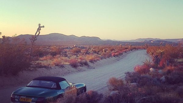 பீர் குடிக்க காரில் 32,000 கிமீ தூரம் டூர் அடித்த சாகச பயண பிரியர்!