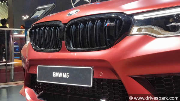 வடிவமைப்பு & அம்சங்கள்