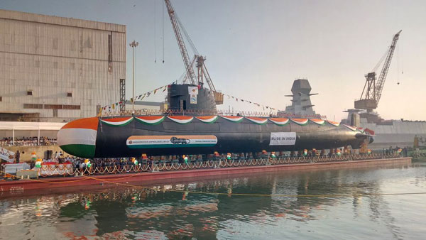 இந்திய கடற்படையில் புதிய நீர்மூழ்கி கப்பல் ’கரஞ்ச்’