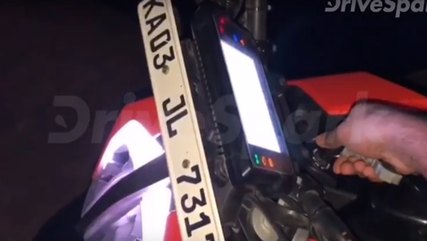 புதிய கேடிஎம் ட்யூக் 390 பைக்கில் ஏராள பிரச்னைகள்... ஆதாரங்கள்!