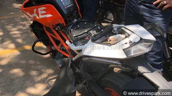 புதிய கேடிஎம் ட்யூக் 390 பைக்கில் ஏராள பிரச்னைகள்... ஆதாரங்கள்!