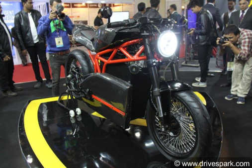 ஆட்டோ எக்ஸ்போவில் காட்சி தந்த வித்தியாசமான பைக் மாடல்கள்!