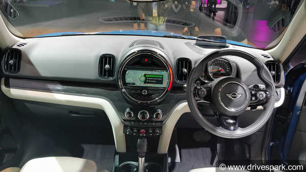 புதிய மினி கன்ட்ரிமேன் கார் ஆட்டோ எக்ஸ்போவில் அறிமுகம்!