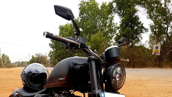 புதிய பிளாக்அவுட்... பாபர் ஸ்டைலில் அசரடிக்கும் நம்ம ஊர் பைக்..!!