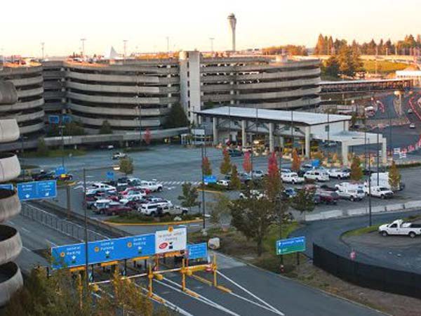 2. சியாட்டல்-டகோமா சர்வதேச விமான நிலையம்
