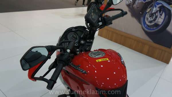 பஜாஜ் பல்சர் என்எஸ்200 பைக்கில் அட்வென்ச்சர் எடிசன் அறிமுகம்