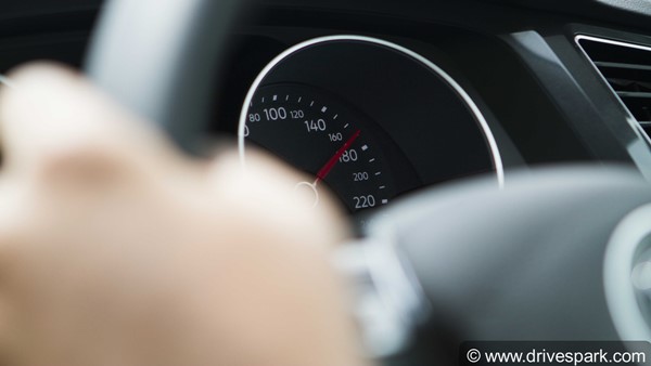 கோடை காலத்தில் கார் ஓட்டும் போது கவனிக்க வேண்டிய முக்கிய அம்சம் குறித்து உங்களுக்கு தெரியுமா?