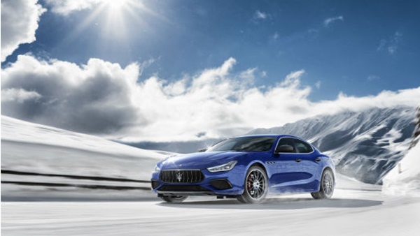 புதிய மஸராட்டி கிப்லி கார் இந்தியாவில் விற்பனைக்கு அறிமுகம்!