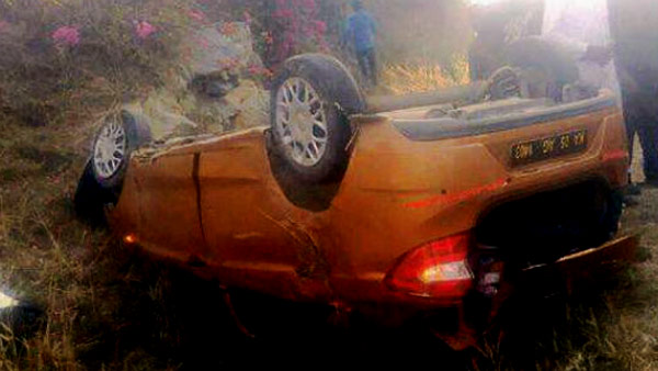 மொபைல்போனில் பேசியதால் வந்த வினை... ஷண நேரத்தில் பறிபோன 3 உயிர்கள்!