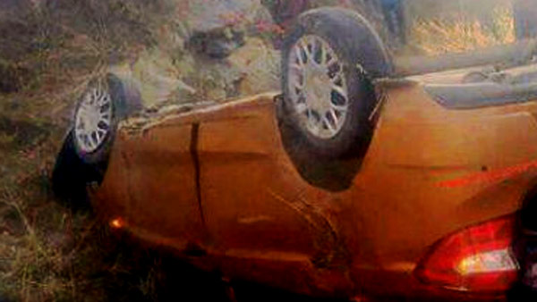 மொபைல்போனில் பேசியதால் வந்த வினை... ஷண நேரத்தில் பறிபோன 3 உயிர்கள்!