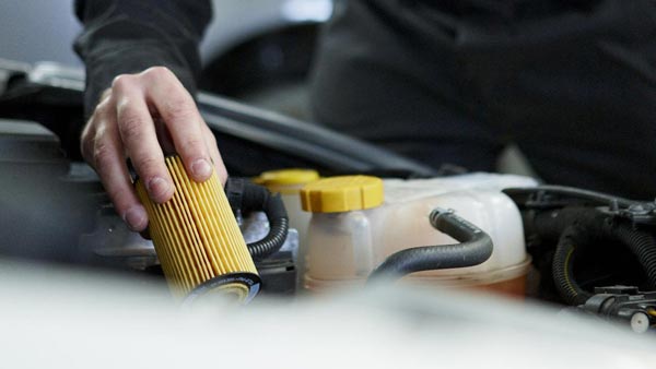 உங்கள் கார் ஸ்டார்ட் ஆக வில்லையா? இதுதான் காரணமாக இருக்கும் !