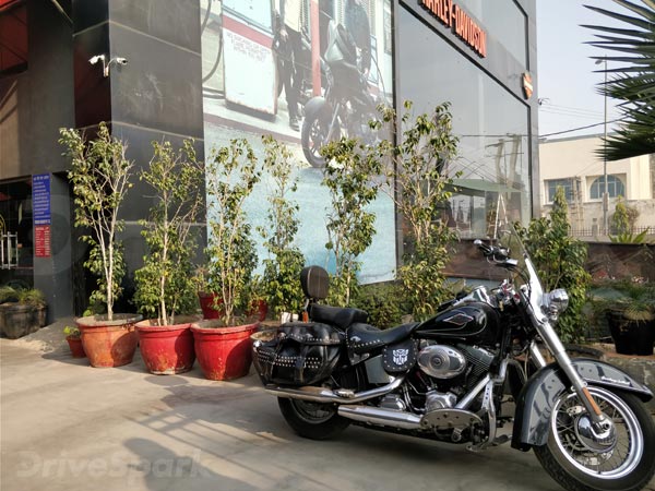 இந்தியாவில் ஹார்லி டேவிட்சன் பைக்குகள் விலை குறைந்தன..!!