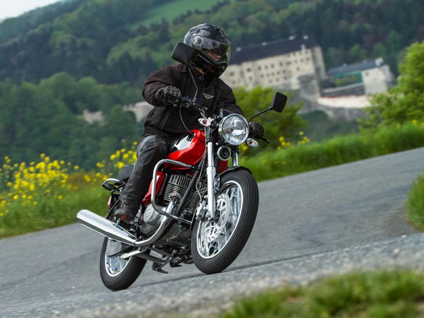 மஹிந்திரா மோஜோ எஞ்சினுடன் வரும் புதிய ஜாவா மோட்டார்சைக்கிள்கள்!