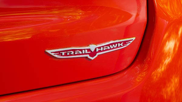 ஜூனில் வெளியாகவுள்ள ஜீப் காம்பஸ் டிரையல் ஹாக்கில் என்ன அம்சங்கள் இருக்கிறது தெரியுமா?