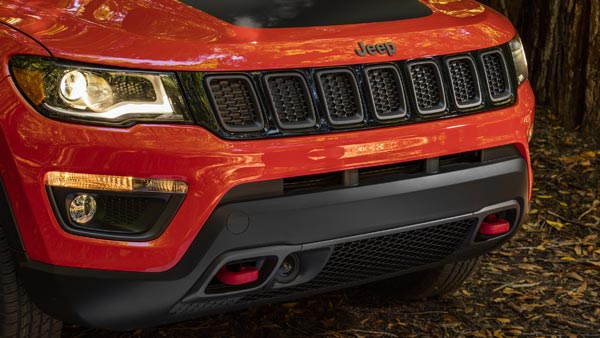 ஜூனில் வெளியாகவுள்ள ஜீப் காம்பஸ் டிரையல் ஹாக்கில் என்ன அம்சங்கள் இருக்கிறது தெரியுமா?