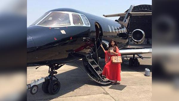 சொந்தமான விமானம் வைத்திருக்கும் இந்தி திரைப்பட பிரபலங்கள் யார் யார் தெரியுமா?