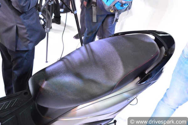 புதிய சுஸுகி பர்க்மேன் ஸ்ட்ரீட் 125 ஸ்கூட்டர் இந்திய வருகை விபரம்!