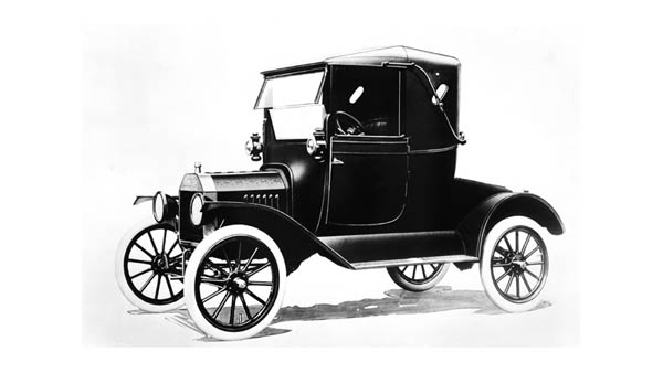 ஃபோர்டு மாடல் டி கார் கருப்பு வண்ணத்தில் மட்டுமே விற்பனை செய்யப்பட்டது ஏன்?