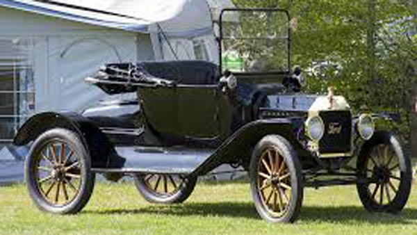 ஃபோர்டு மாடல் டி கார் கருப்பு வண்ணத்தில் மட்டுமே விற்பனை செய்யப்பட்டது ஏன்?