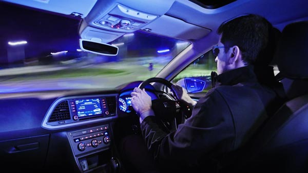 காரை விபத்தில் சிக்காமல் பாதுகாக்க என்னென்ன தொழிற்நுட்பங்கள் பயன்படுகிறது தெரியுமா? காரை விபத்தில் சிக்காமல் பாதுகாக்க என்னென்ன தொழிற்நுட்பங்கள் பயன்படுகிறது தெரியுமா?