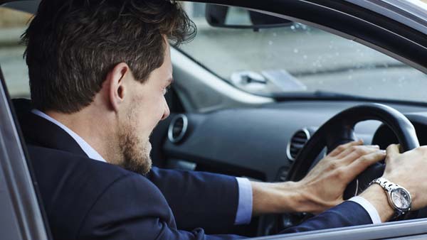 உங்கள் கார் குறைவான மைலேஜ் தருகிறதா நிச்சயம் இது தான் காரணமாக இருக்கும்