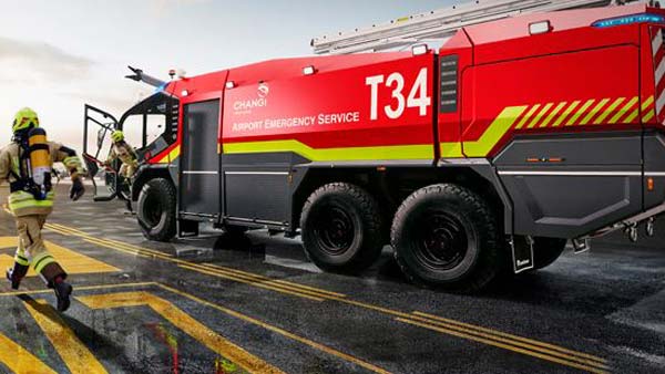 பெங்களூர் விமான நிலையத்தில் உலகின் அதி நவீன தீயணைப்பு வாகனங்கள்!