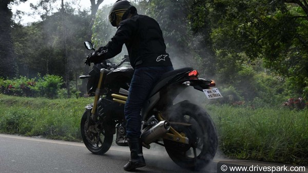 உங்கள் பைக்கில் நல்ல மைலேஜ் கிடைக்க சில டிபஸ்கள்