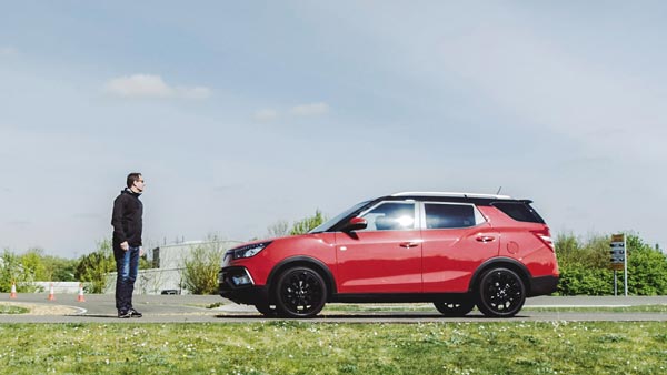 நீங்கள் காரில் செல்லும் போது பிரேக் பிடிக்கவில்லை என்றால் என்ன செய்ய வேண்டும்?