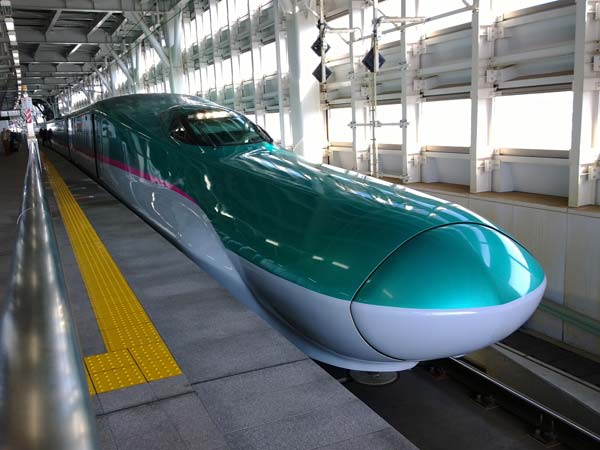 300 கிமீ வேகத்தில் புல்லட் ரயிலில் பயணிக்க 250 ரூபாய் இருந்தால் போதும்!!