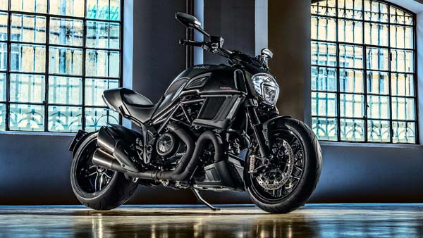 டுகாட்டி பைக் பிராண்டை ஃபோக்ஸ்வாகன் குழு விற்க போவதாக வதந்திகள் கிளம்பியுள்ளது