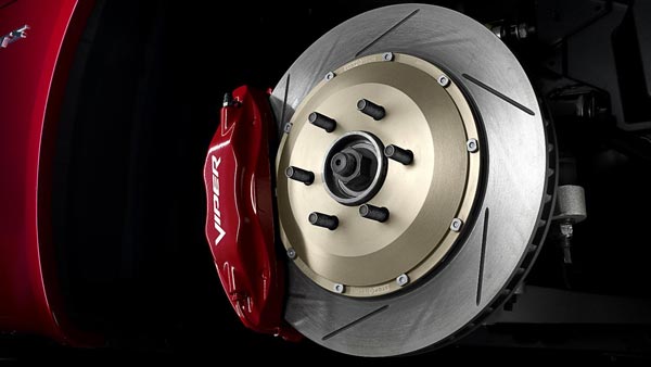 நீங்கள் காரில் செல்லும் போது பிரேக் பிடிக்கவில்லை என்றால் என்ன செய்ய வேண்டும்?