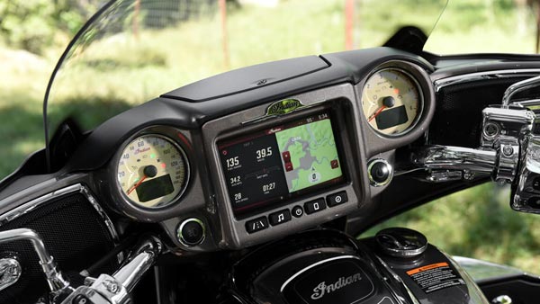 நடிகர் மாதவனின் 