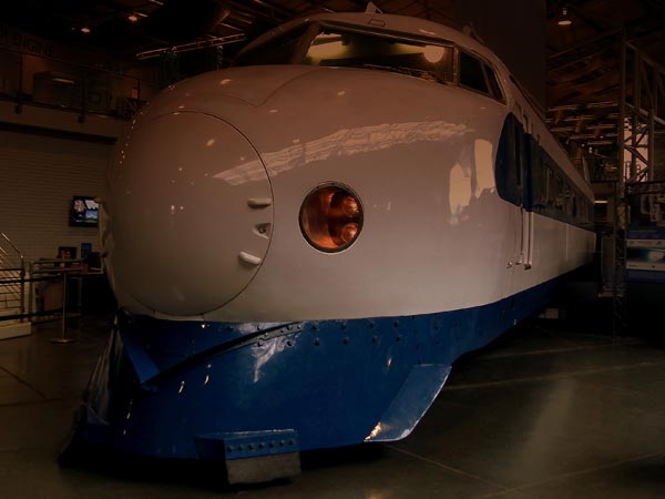 விமானத்தைவிட புல்லட் ரயில்தான் சிறந்தது... ஏன்?