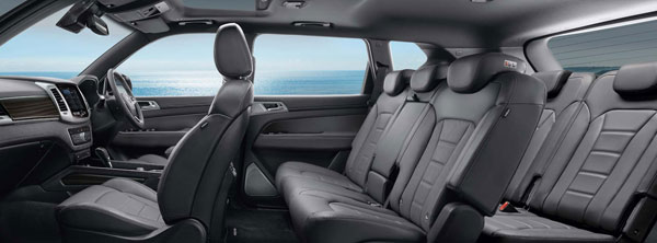 மஹிந்திரா எக்ஸ்யூவி700 எஸ்யூவியின் புதிய ஸ்பை படம் மற்றும் புதிய தகவல்கள்!!