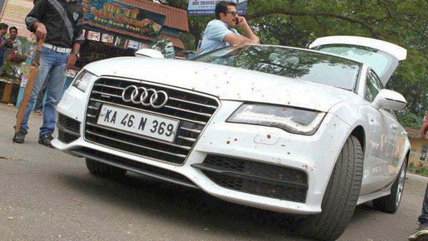 கொச்சி ரோட்டி தனது பிஎம்டபிள்யூ பைக்கில் வலம் வந்த நடிகர் மம்முட்டி! இந்த பைக்கின் ஸ்பொலிட்டி பற்றி உங்ளுக்கு தெரியுமா?