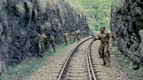 வாழ்நாளில் ஒரு முறையேனும் பயணிக்க வேண்டிய தென்காசி - கொல்லம் ரயில் பயணம்