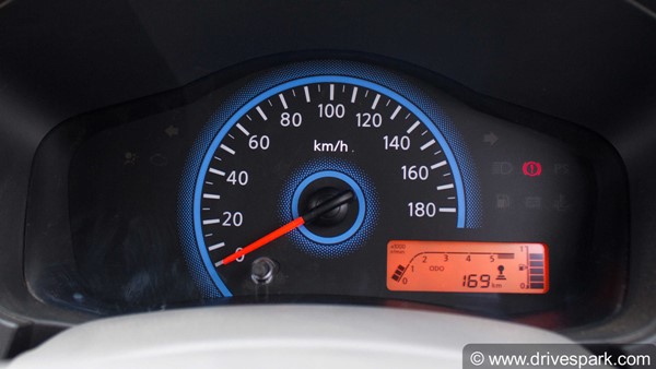 காரில் எப்பொழுது கிளட்சை பயன்படுத்த வேண்டும் என தெரியுமா?